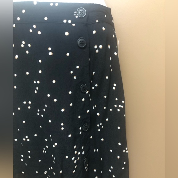 H&M Poka Dot Short Skirt - Picture 2 of 8